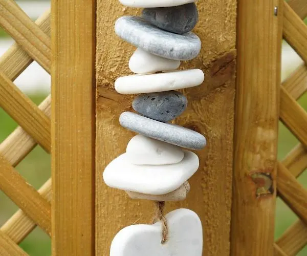 Hollicarrs - Hares Leap Lodge *