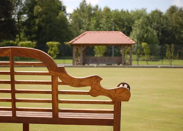 Hollicarrs - Hares Leap