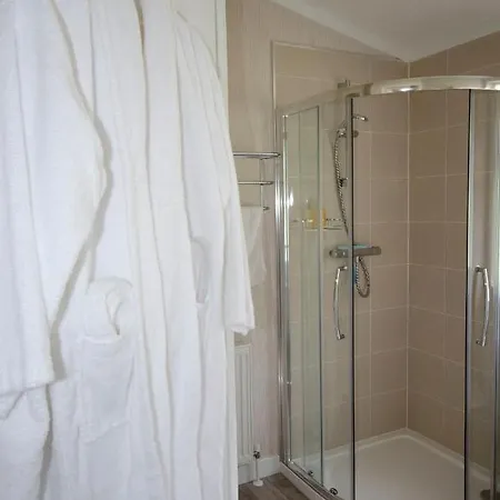 Hollicarrs - Hares Leap Lodge *