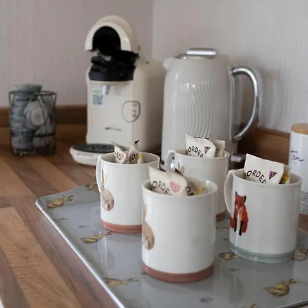 Hollicarrs - Hares Leap * Riccall